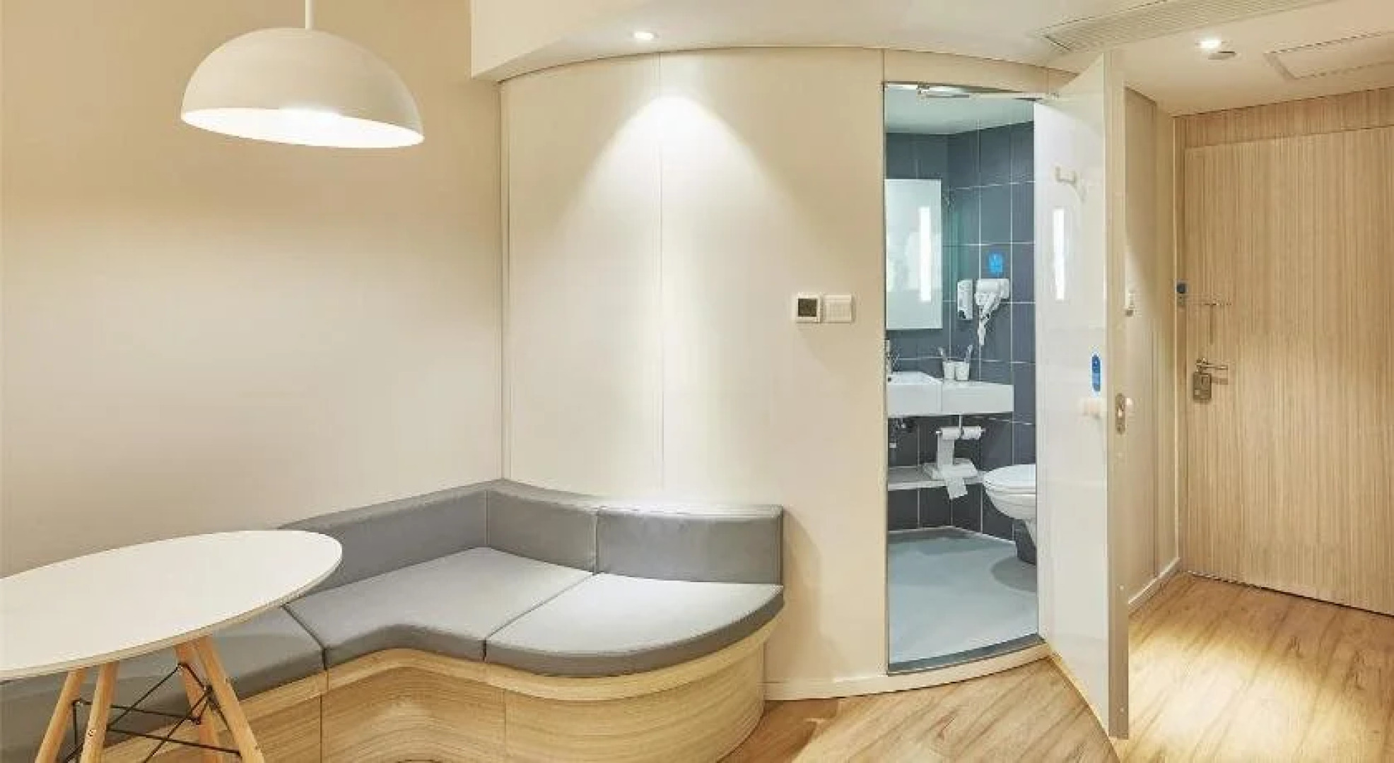 Hanting Express Tongliao Railway Station