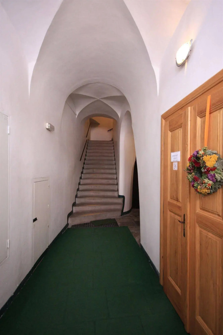 The Green Garland Pension