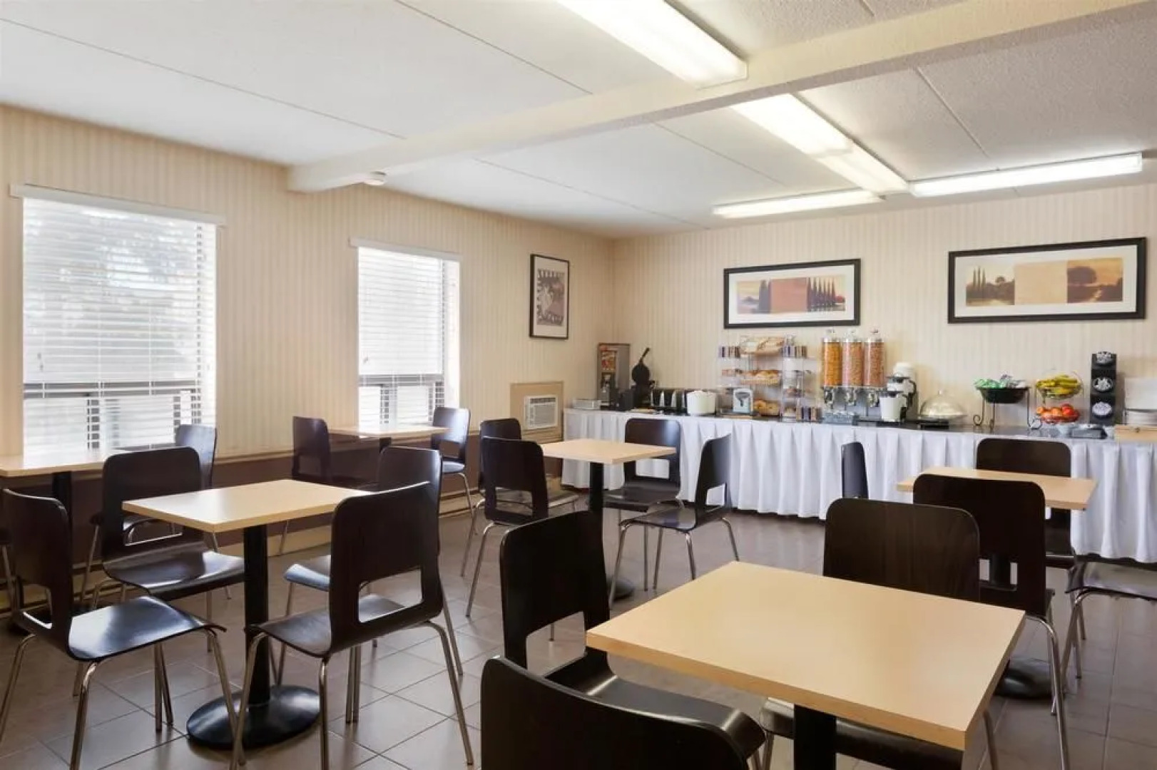 Travelodge Calgary MacLeod Trail