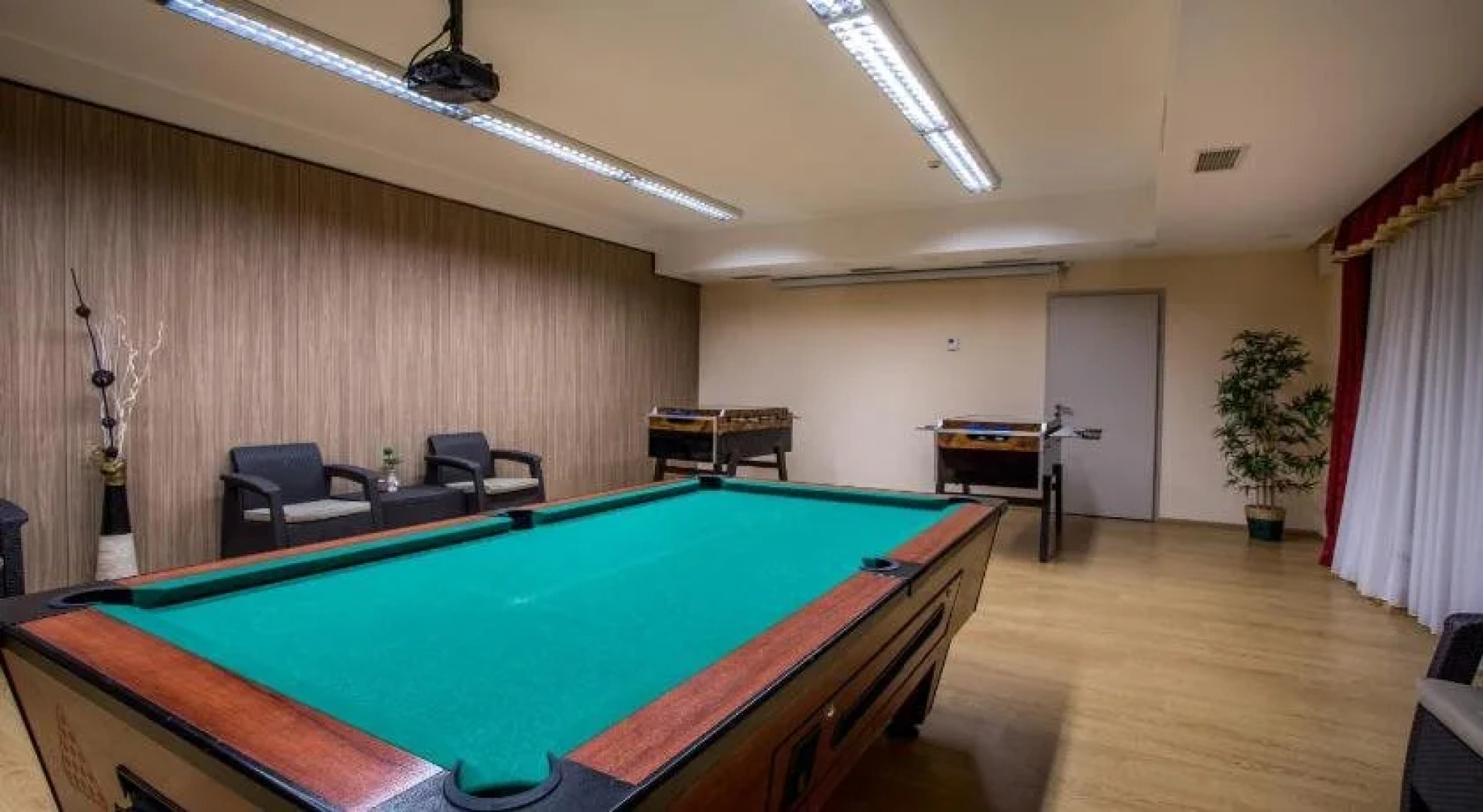 Luxury Spa And Conference Hotel