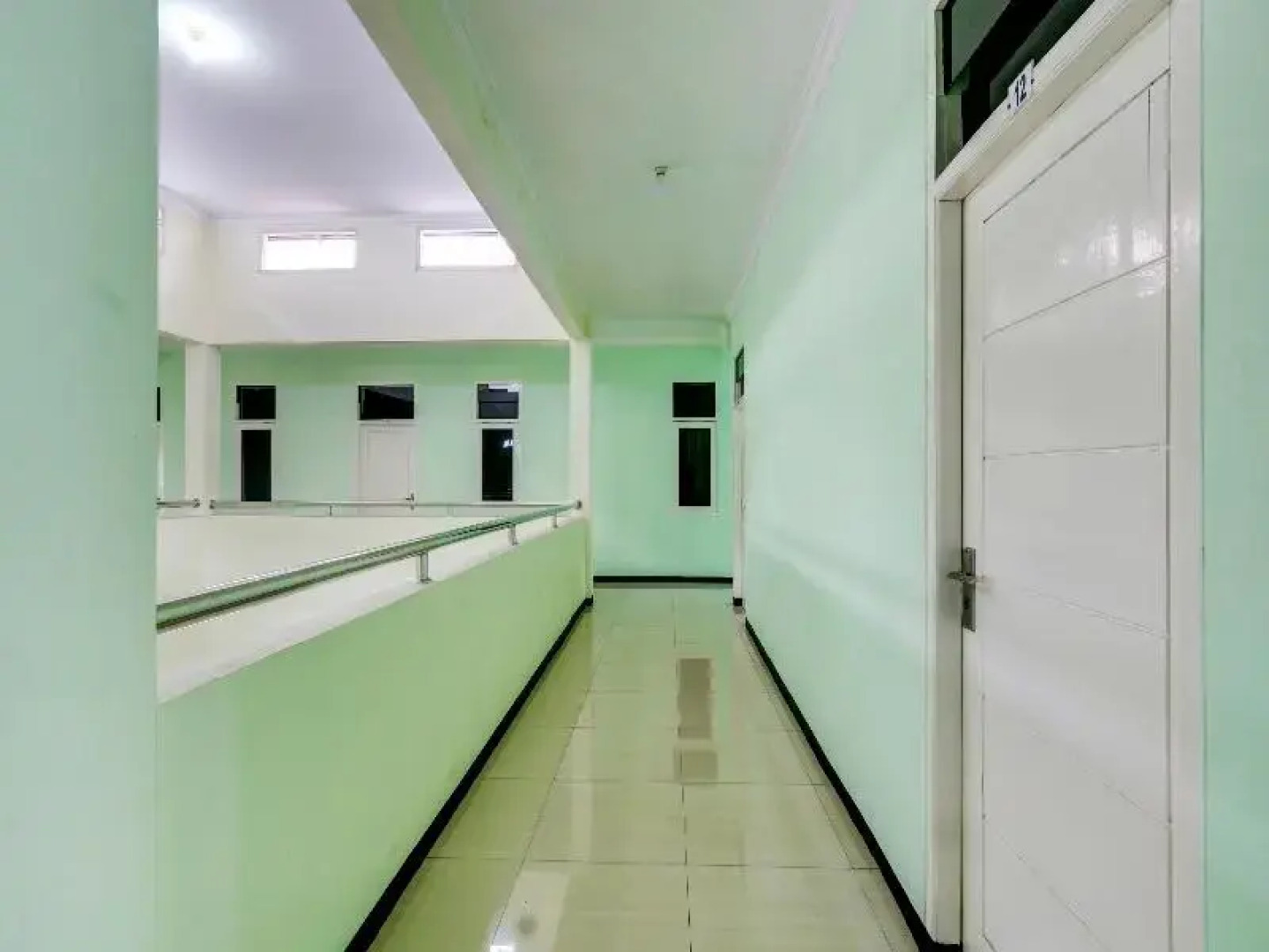 OYO 90709 Djati Guest House