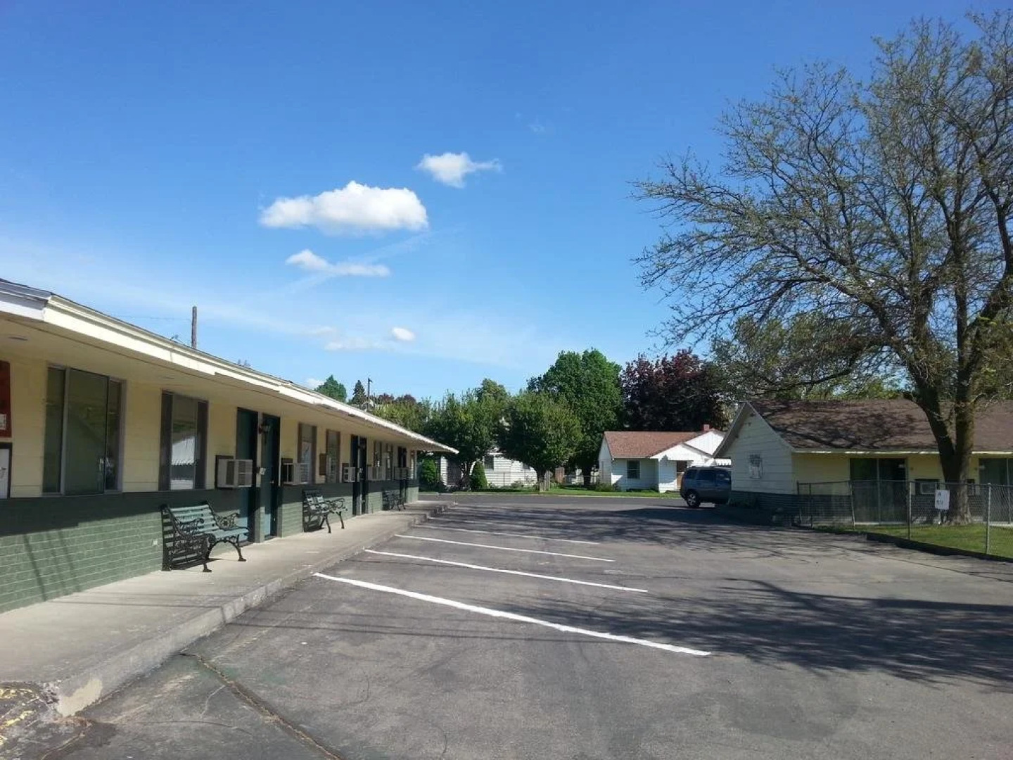 Colwell Motor Inn