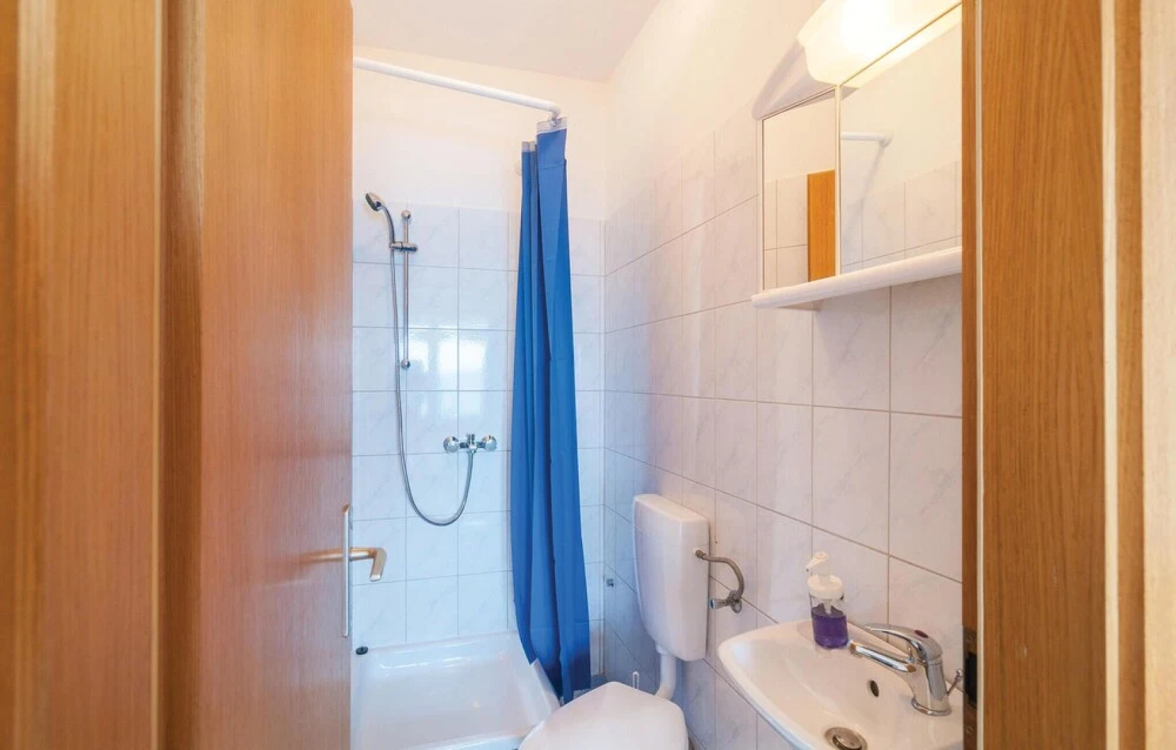 Beautiful Home in Omis With Wifi and 8 Bedrooms