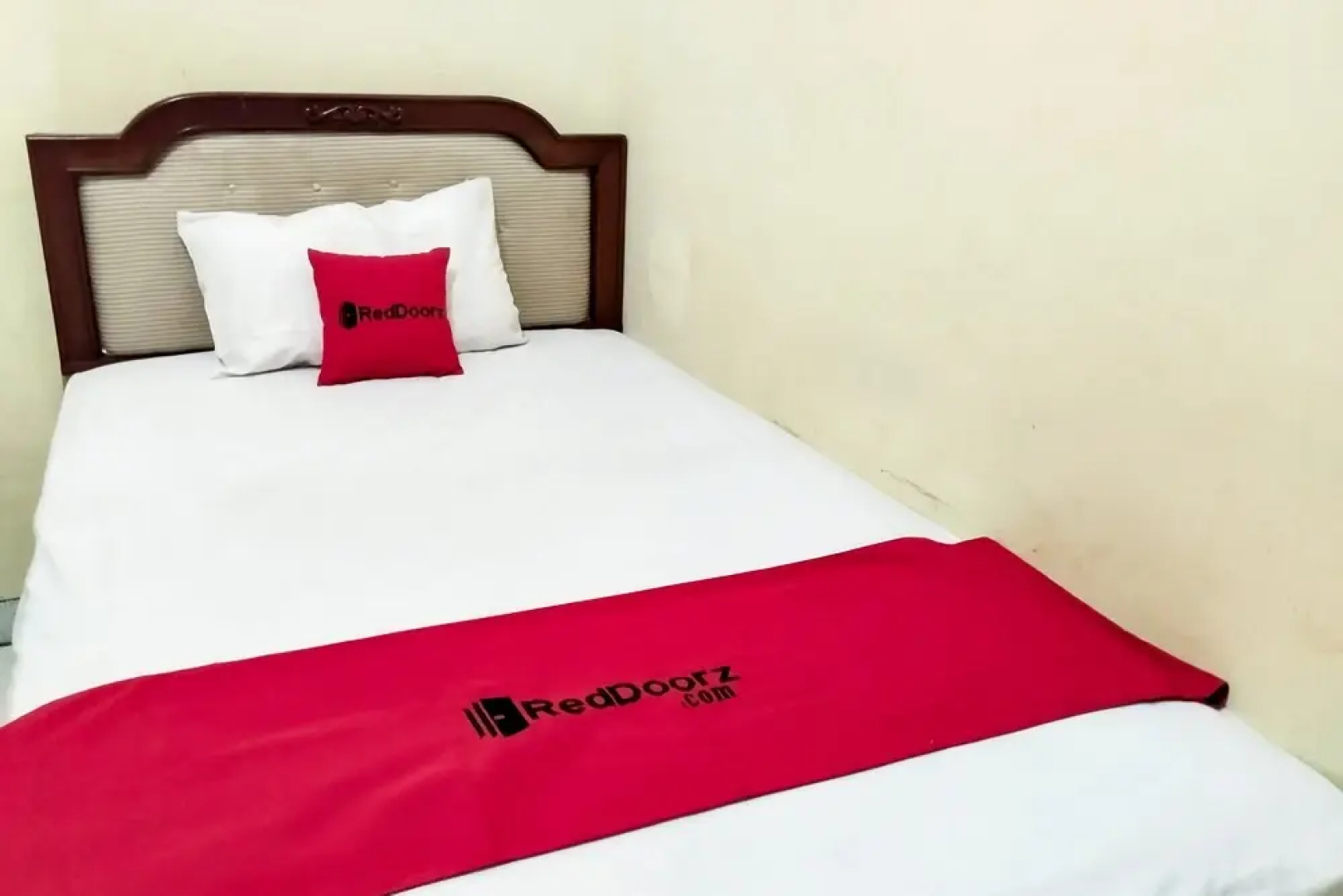 RedDoorz @ Guesthouse Oemah Opa Metro Lampung