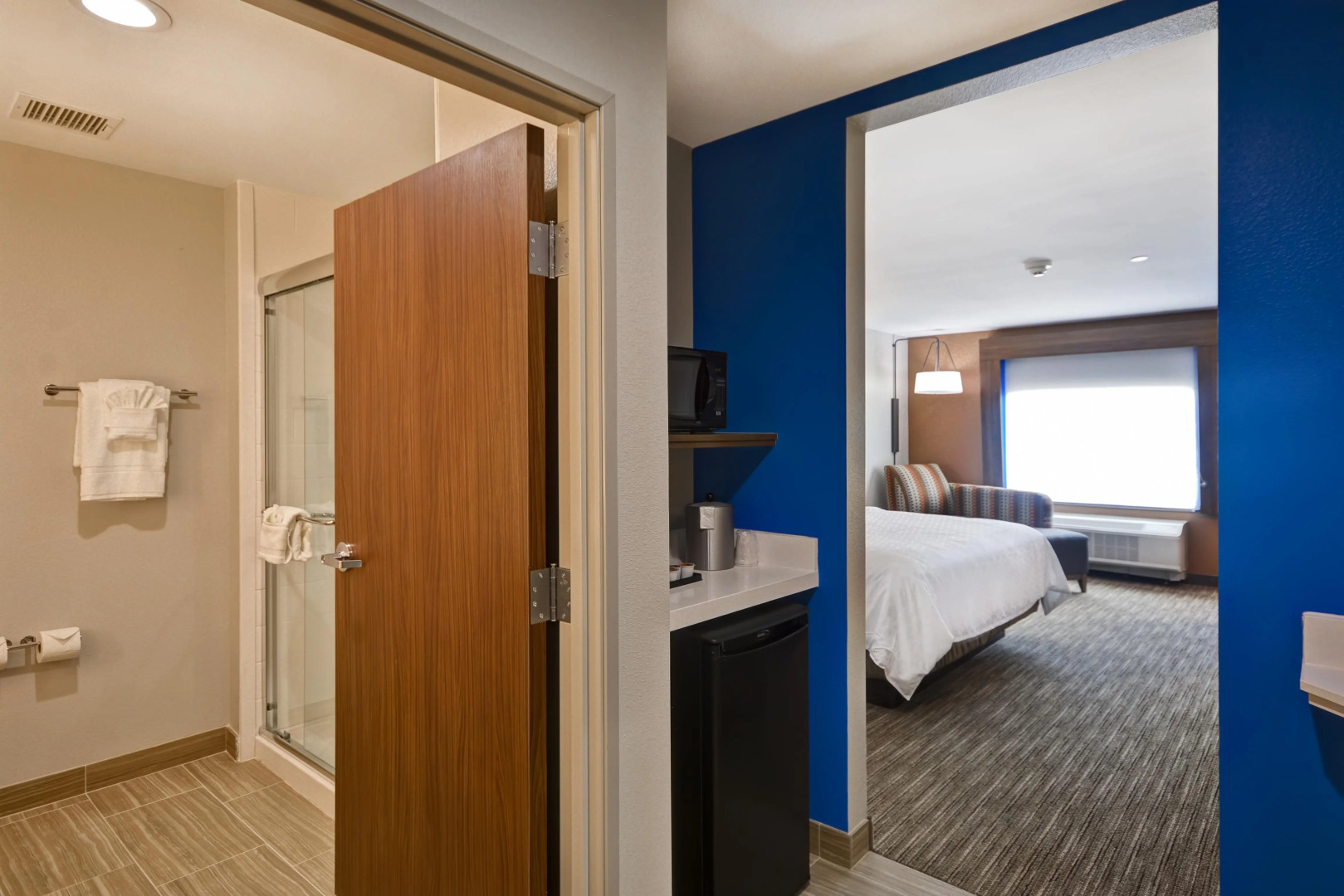 Holiday Inn Express & Suites Houston NASA - Boardwalk Area by IHG