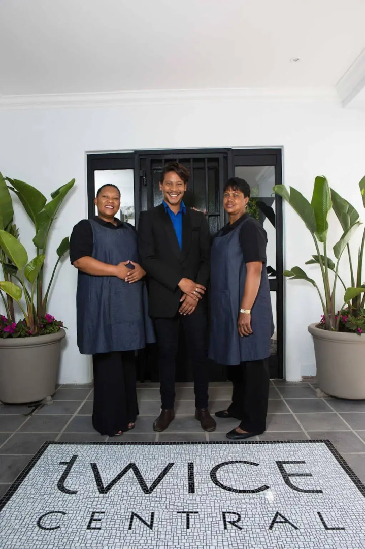 Twice Central Guesthouse