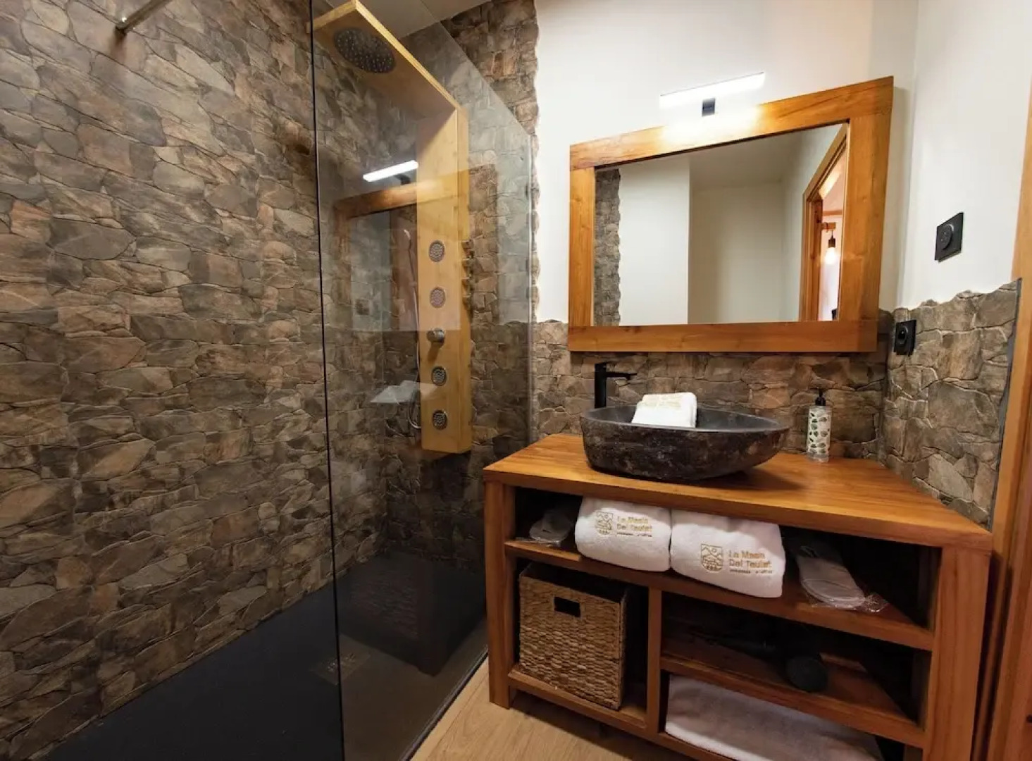 La Masia Del Taulat Chambres D  Hotes