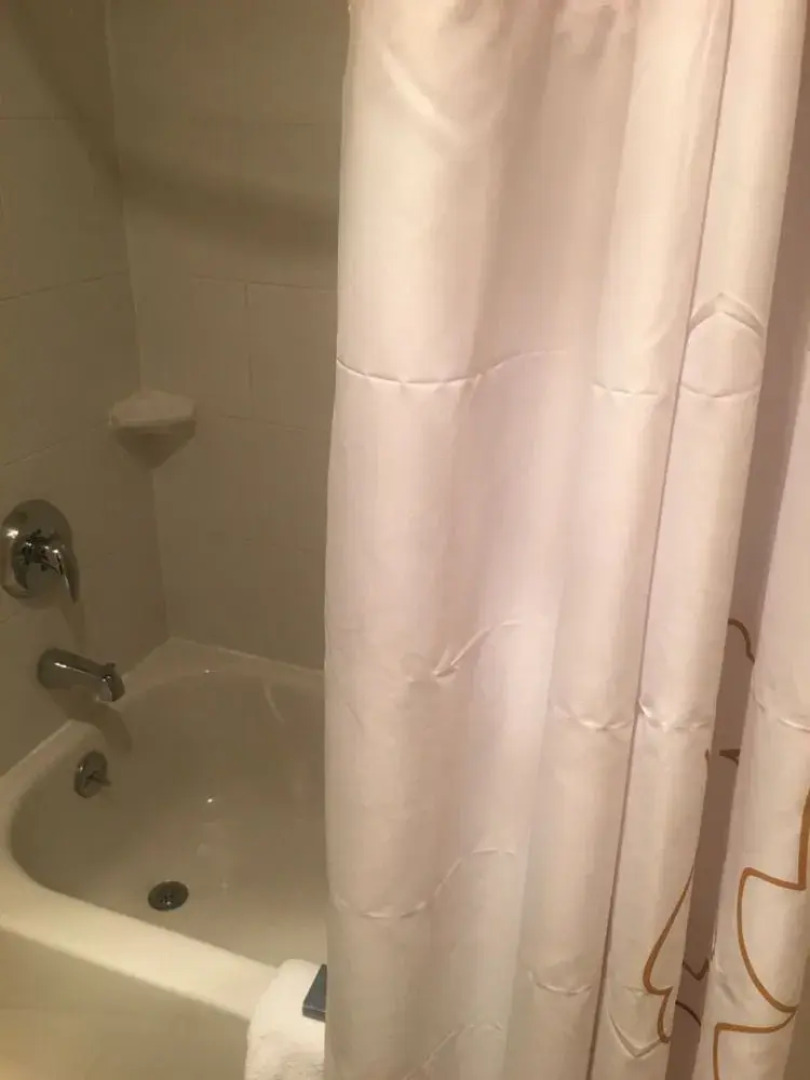 Hawthorn Suites By Wyndham Akron/ Fairlawn