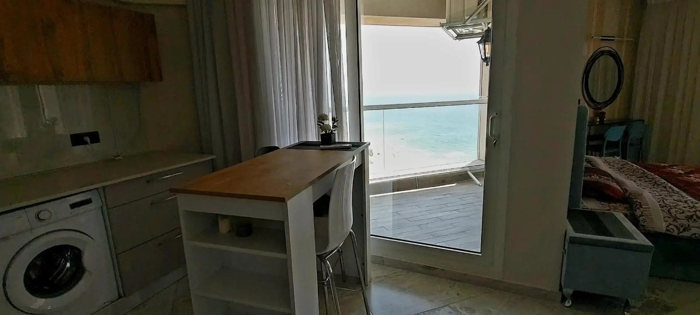8 Hotel Apartment Short Time TLV BAT YAM