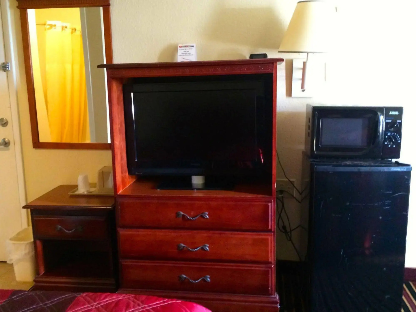 Red Carpet Inn - Opelika