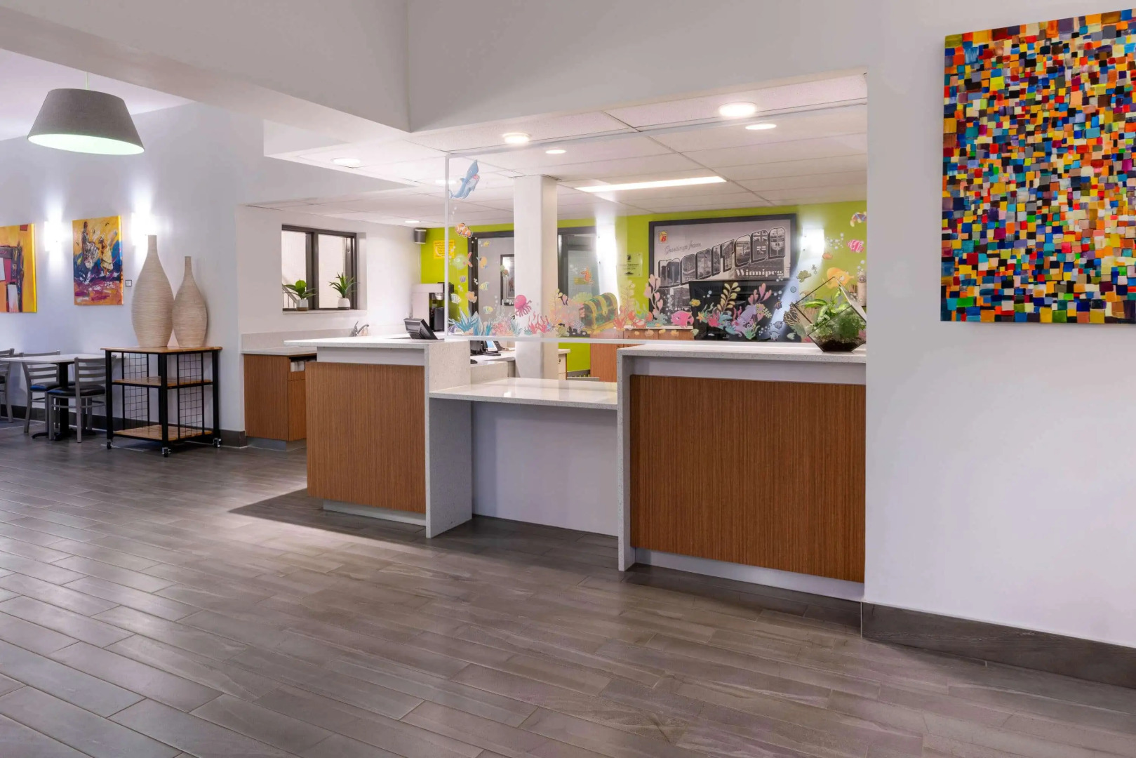 Super 8 by Wyndham Winnipeg West