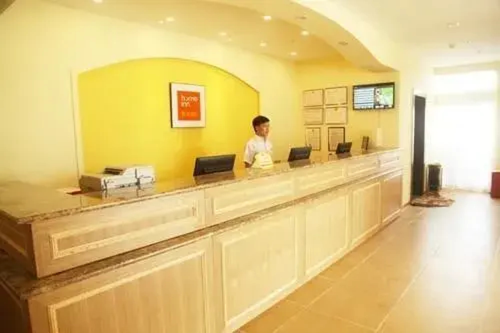 Home Inn Yichun Huanglong Building