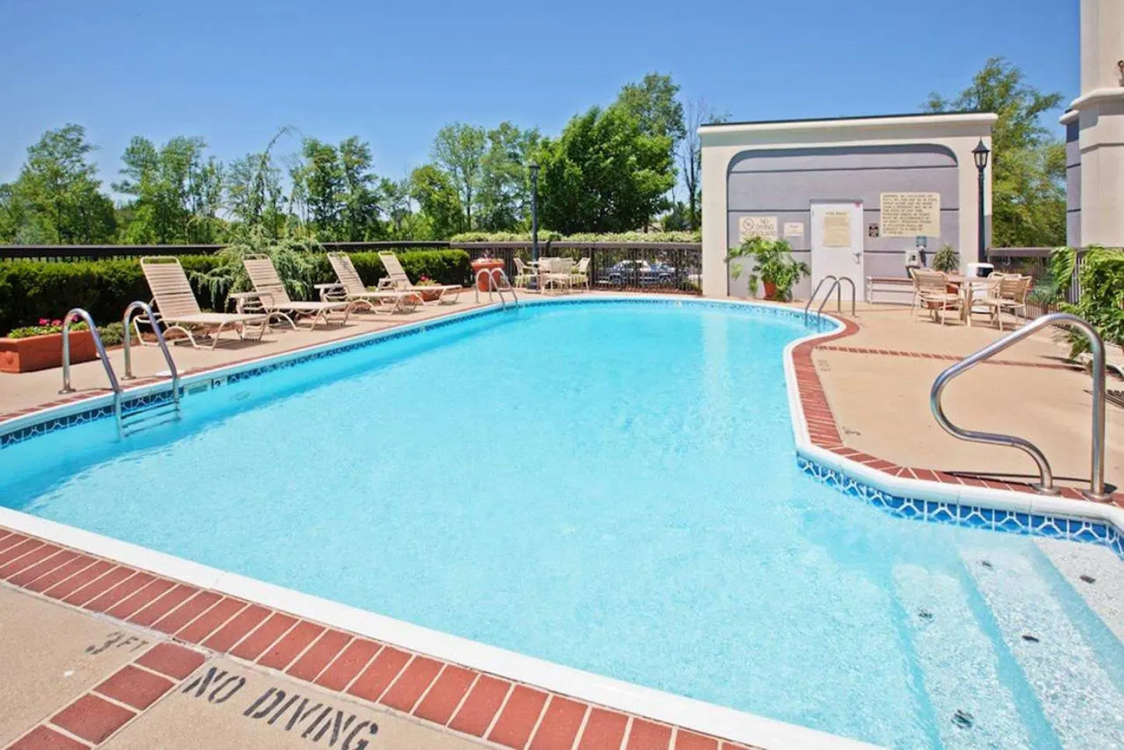 Hampton Inn Louisville - Northeast