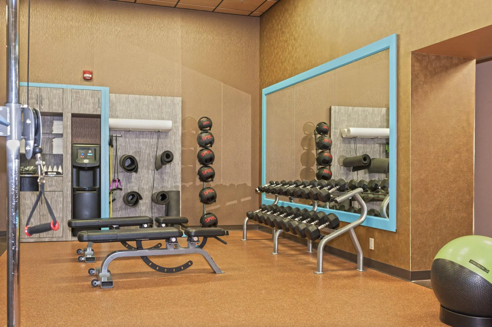 Crowne Plaza Suites MSP Airport - Mall of America by IHG