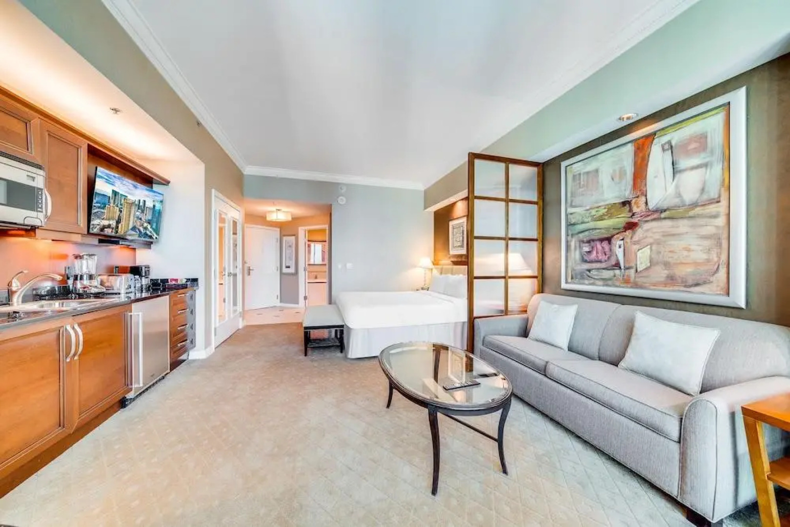 Jet Luxury at The Signature Condo Hotel