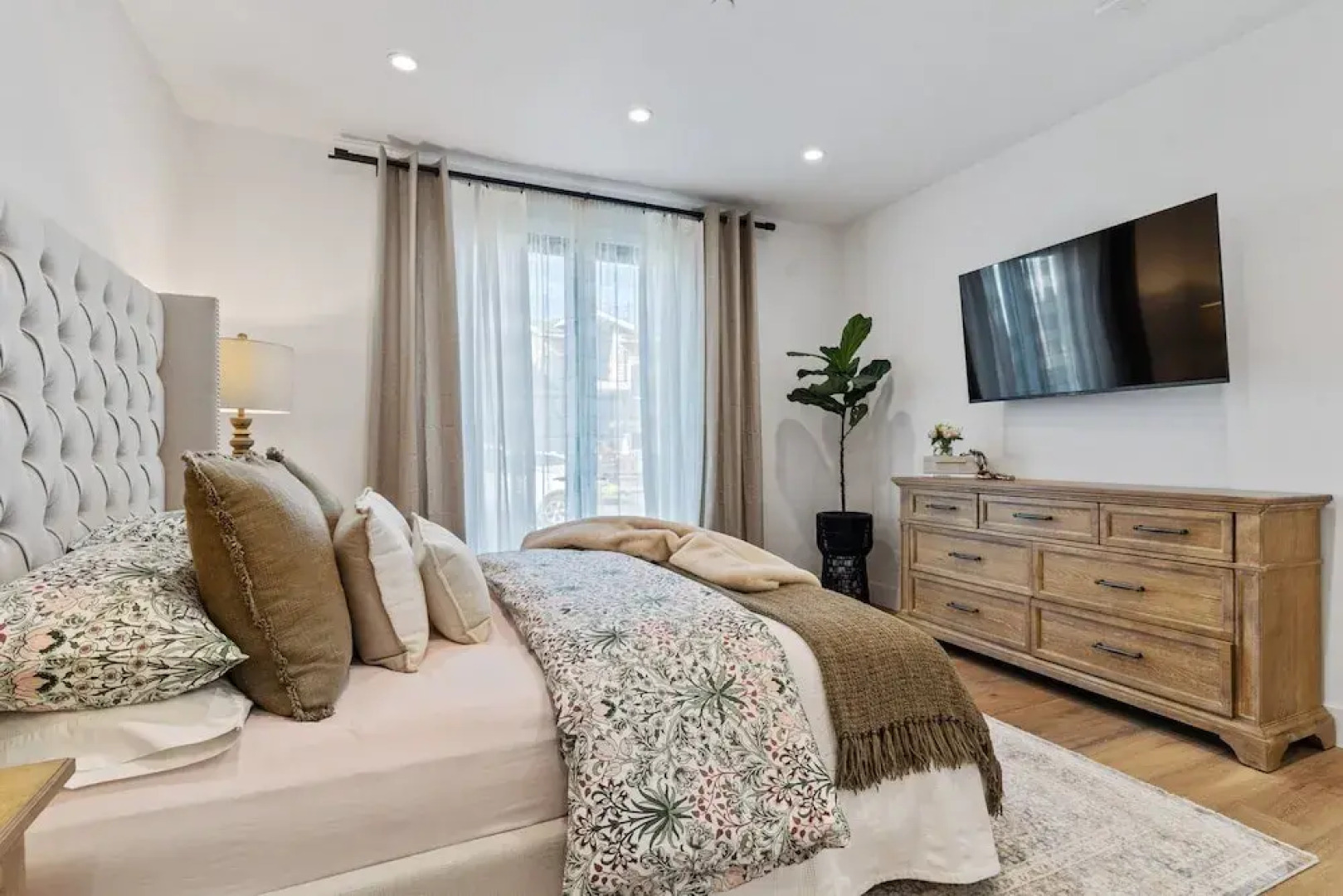 Ocean Whispers 4 Bedroom Home