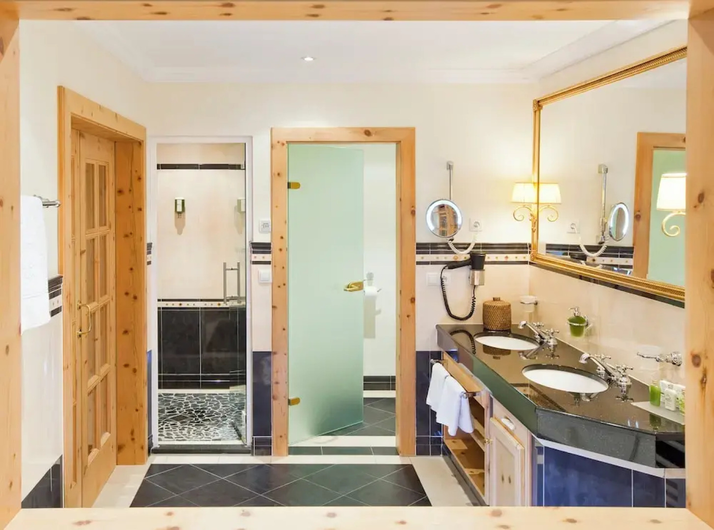 Quellenhof Luxury Resort Passeier