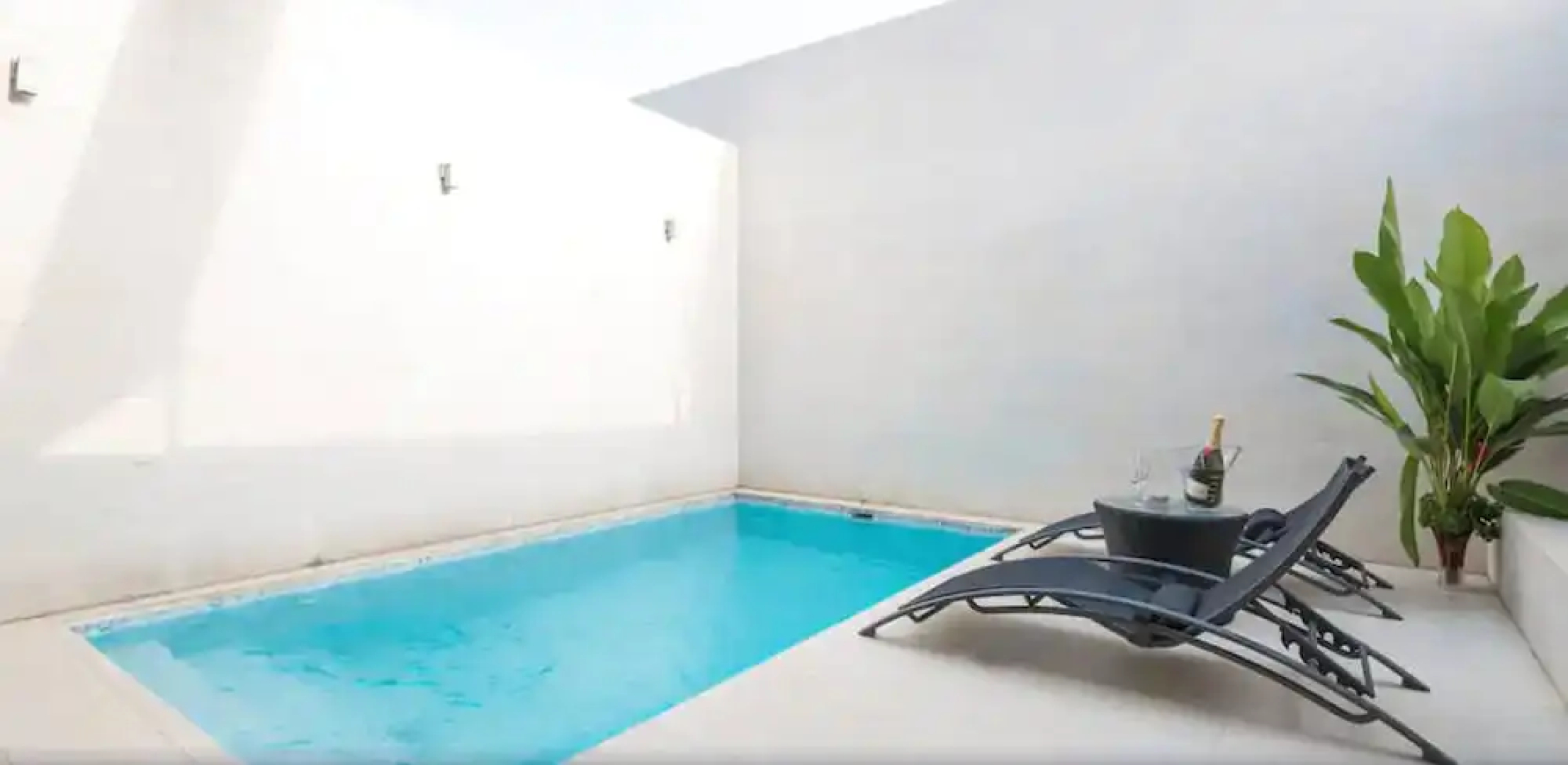 Magno Suites