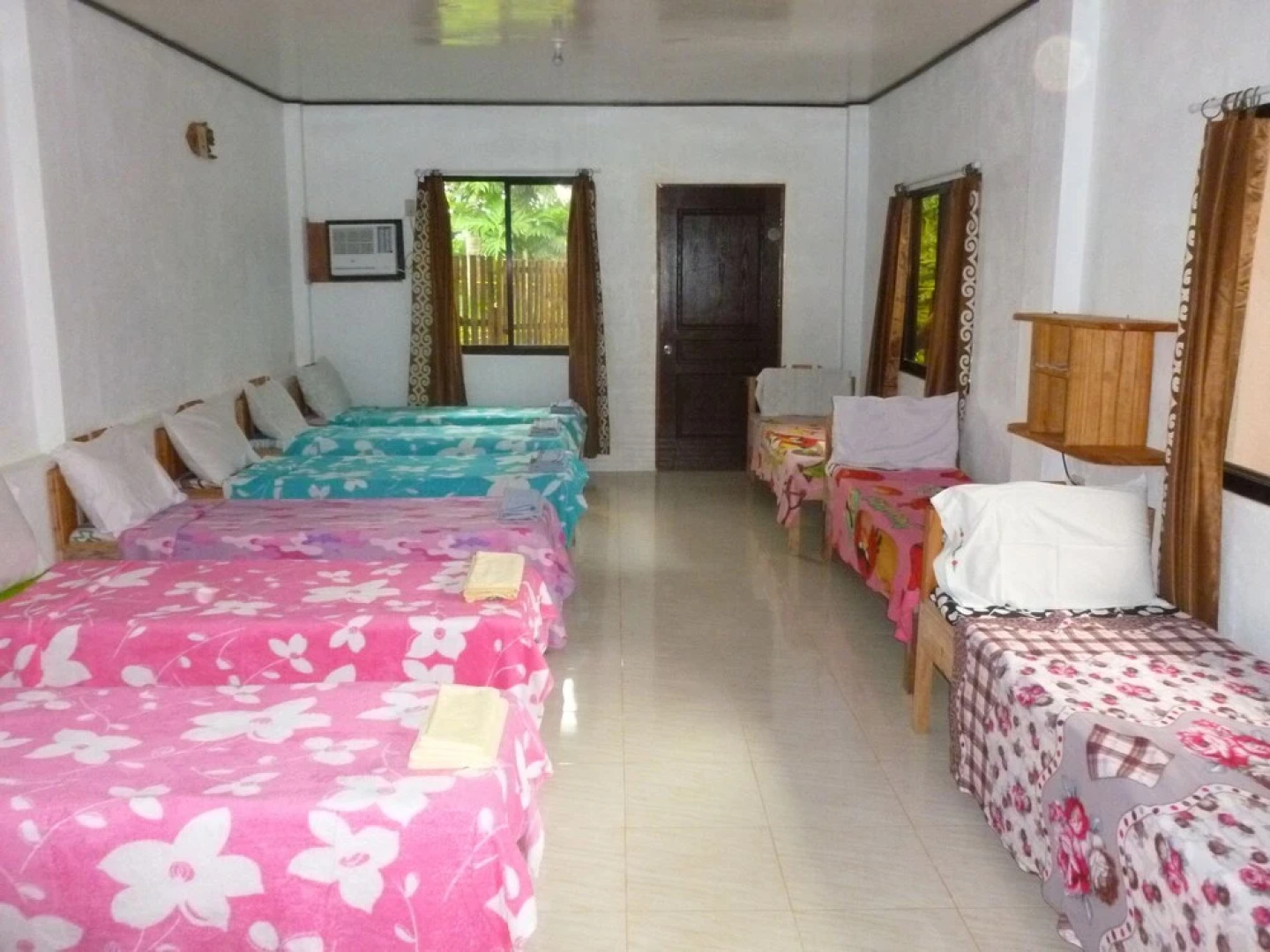 D & A Seaside Cottages