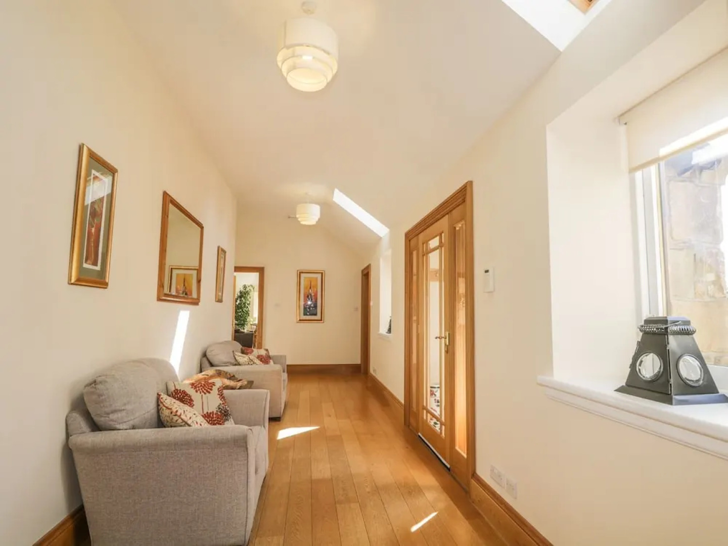 5 Williamston Steading