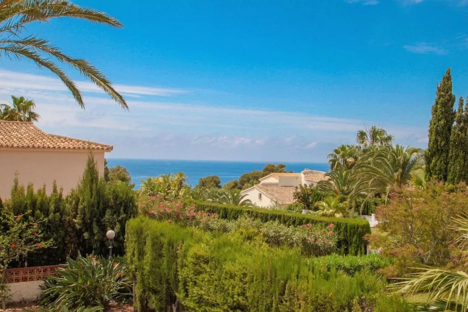 Sant Jordi - sea view villa with private pool in Moraira