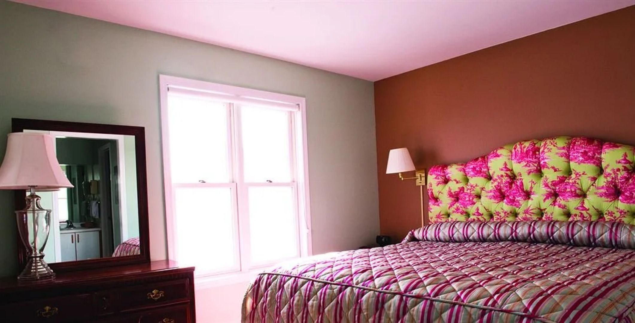 Harbor Place Studio Suites