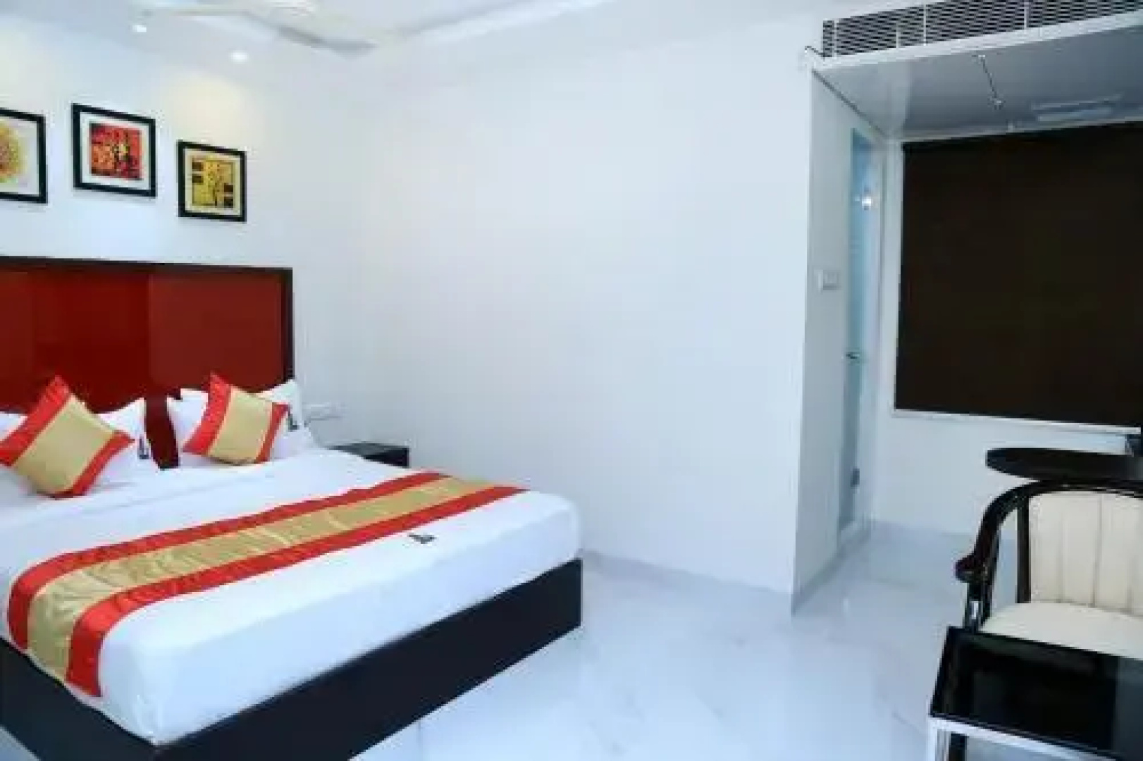 OYO Rooms Uttam Towers