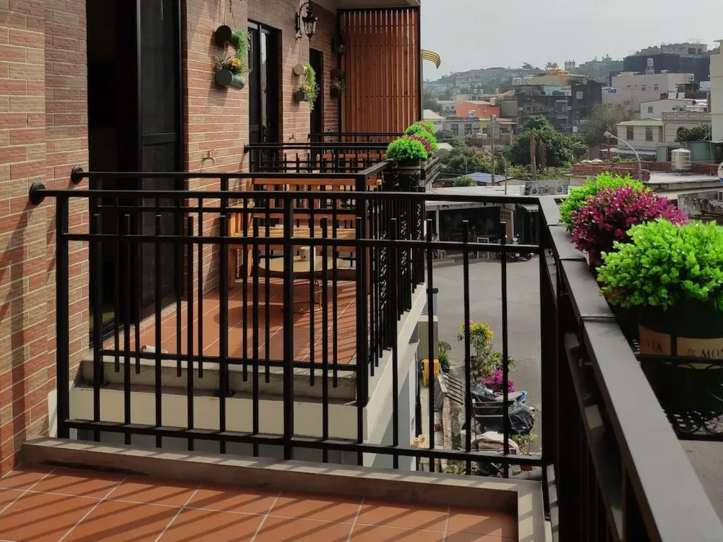 Teacher Cai Homestay