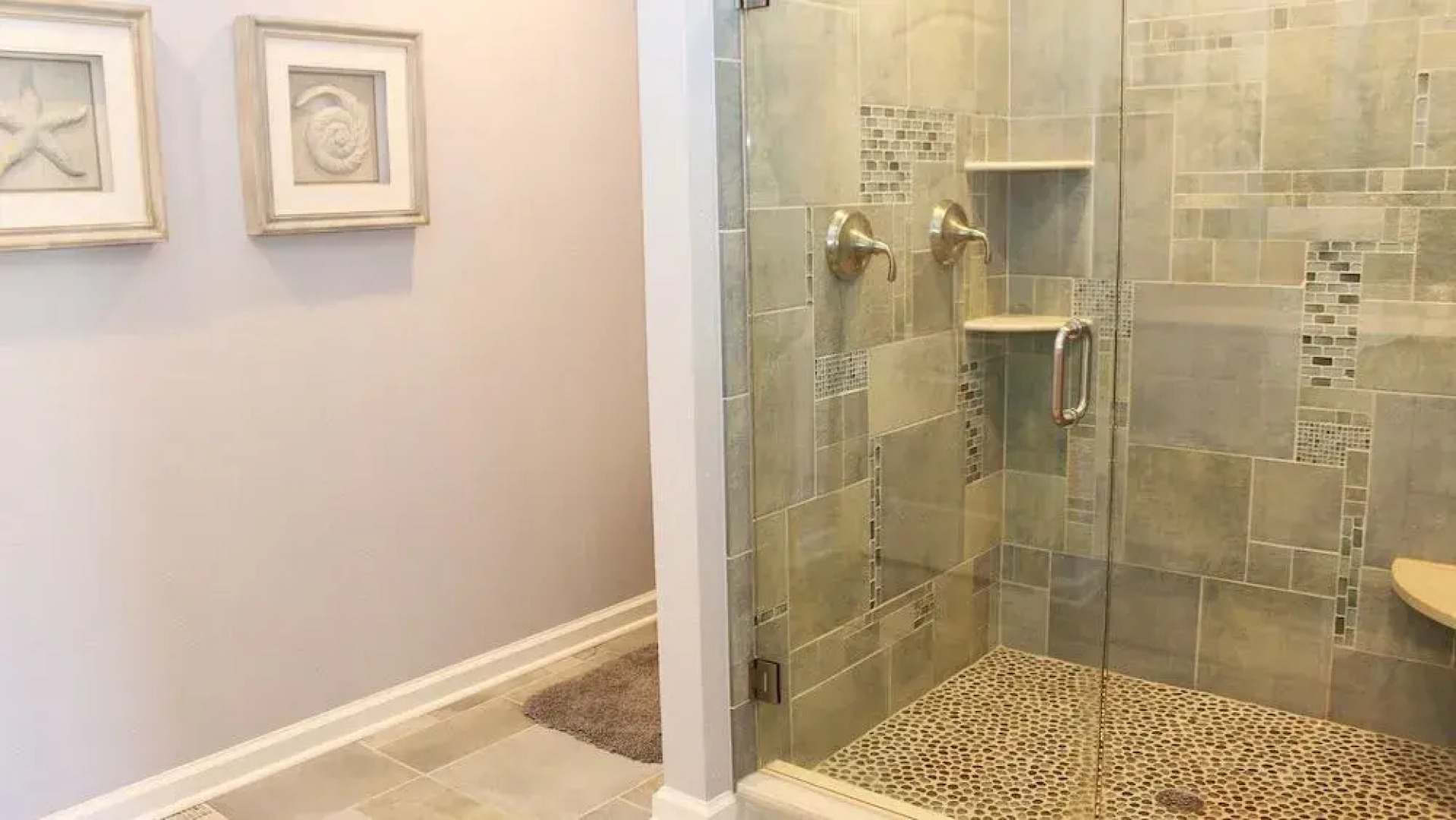 Family Thayer-apy - 4 Br Home