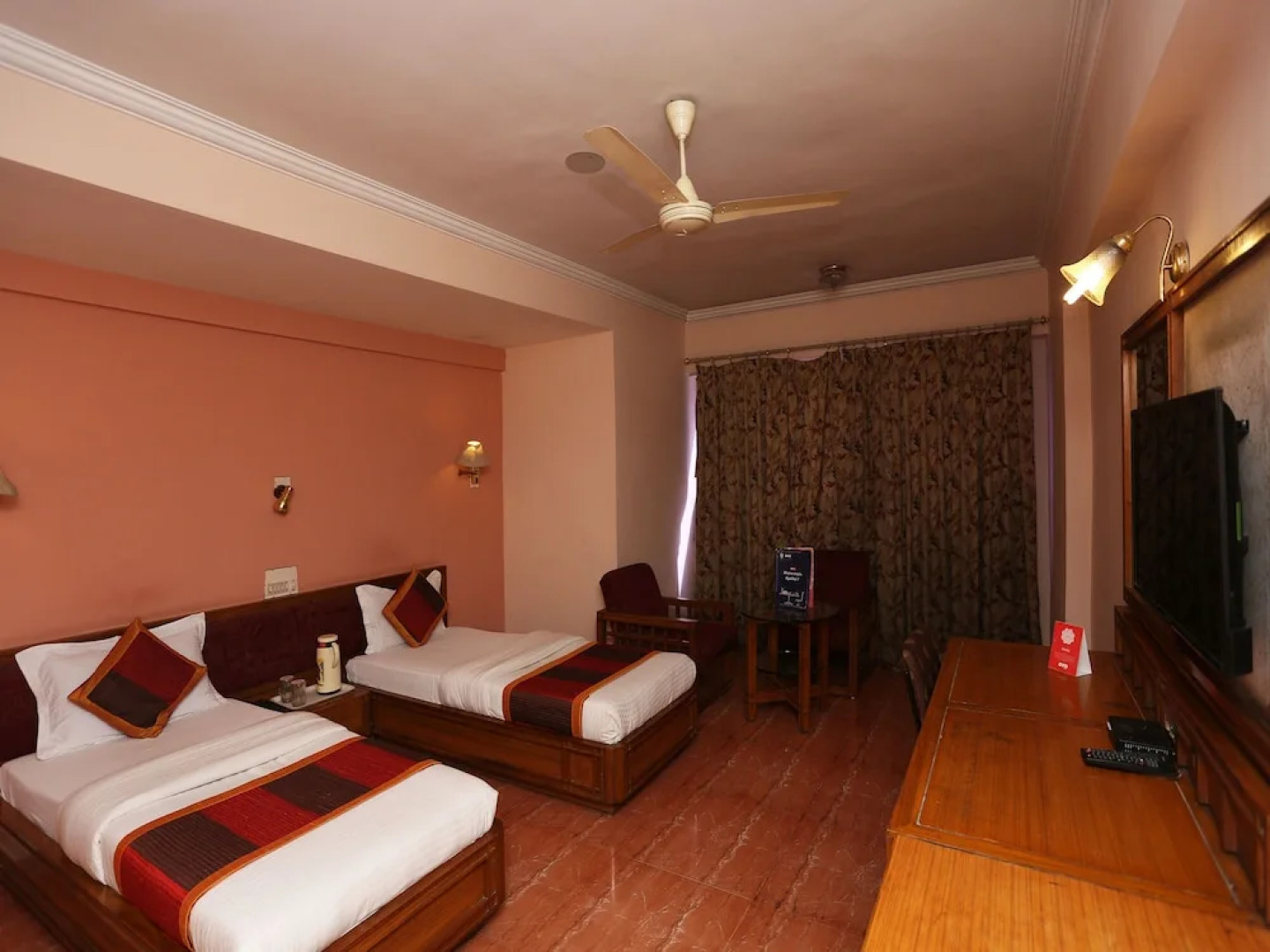 Capital O 4604 Shiva's Regency