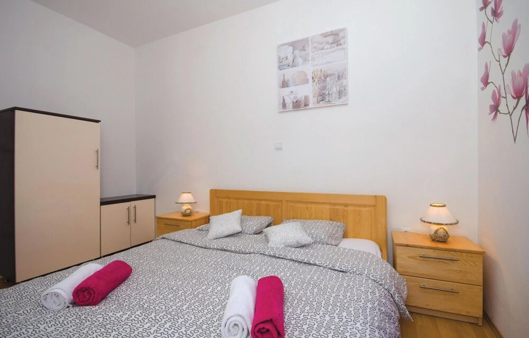 Beautiful Home in Kastel Stari With Wifi and 7 Bedrooms