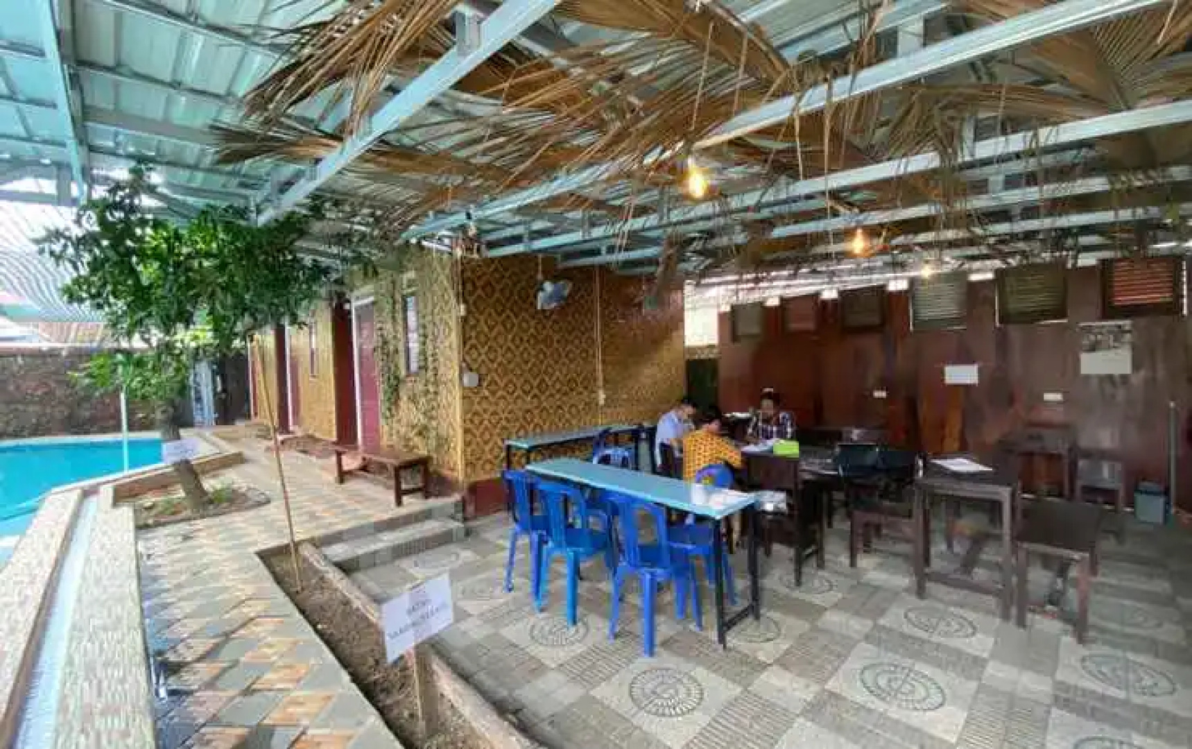 Oyo 3195 Pondok Penginapan Strongkeng Syariah