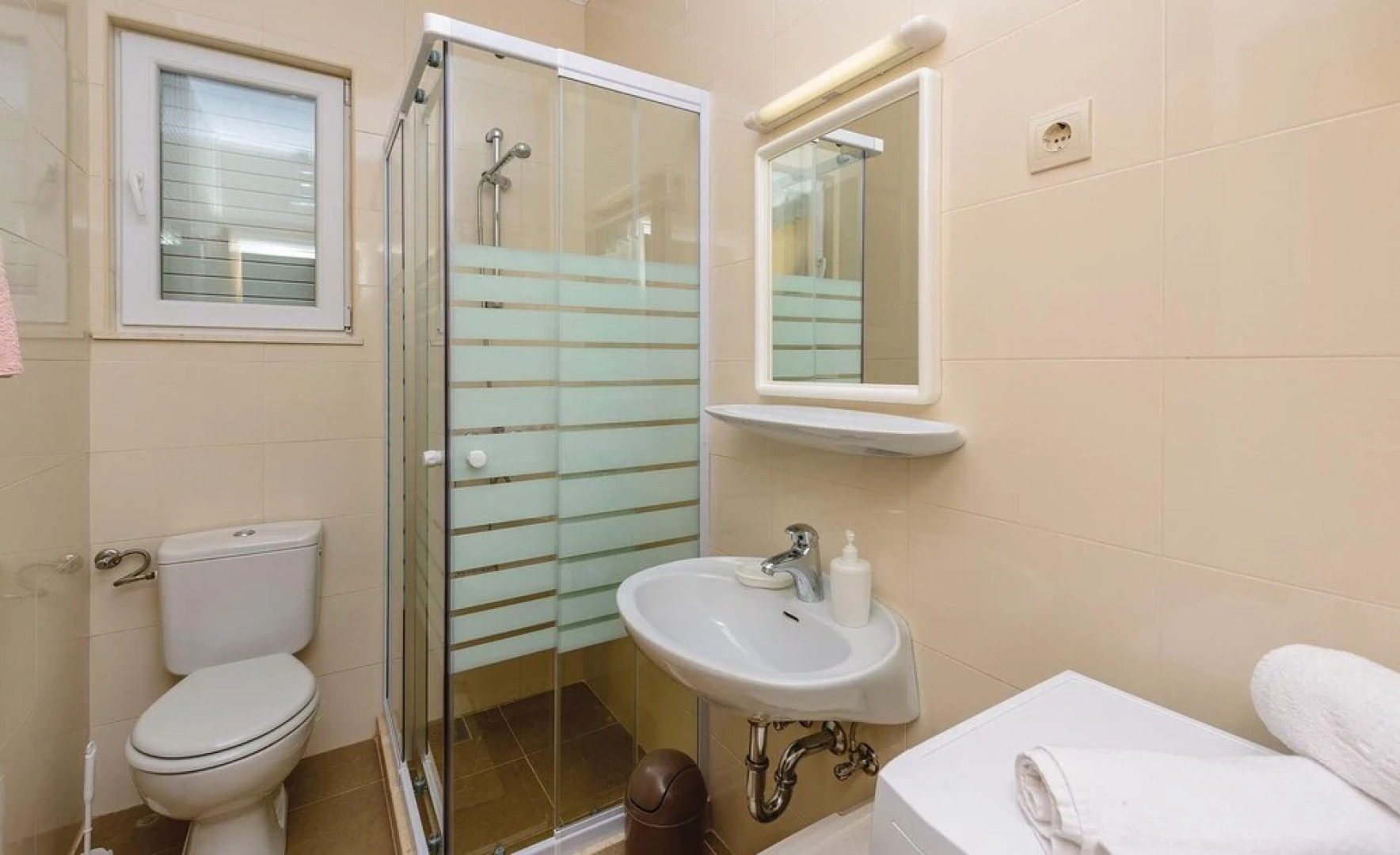 Awesome Home in Bosanka With Wifi and 2 Bedrooms