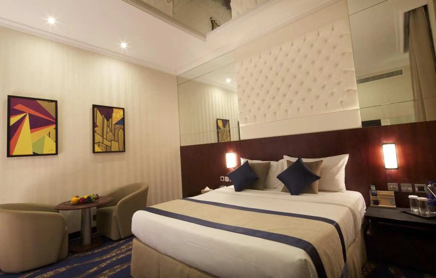 Raviz Center Point Hotel