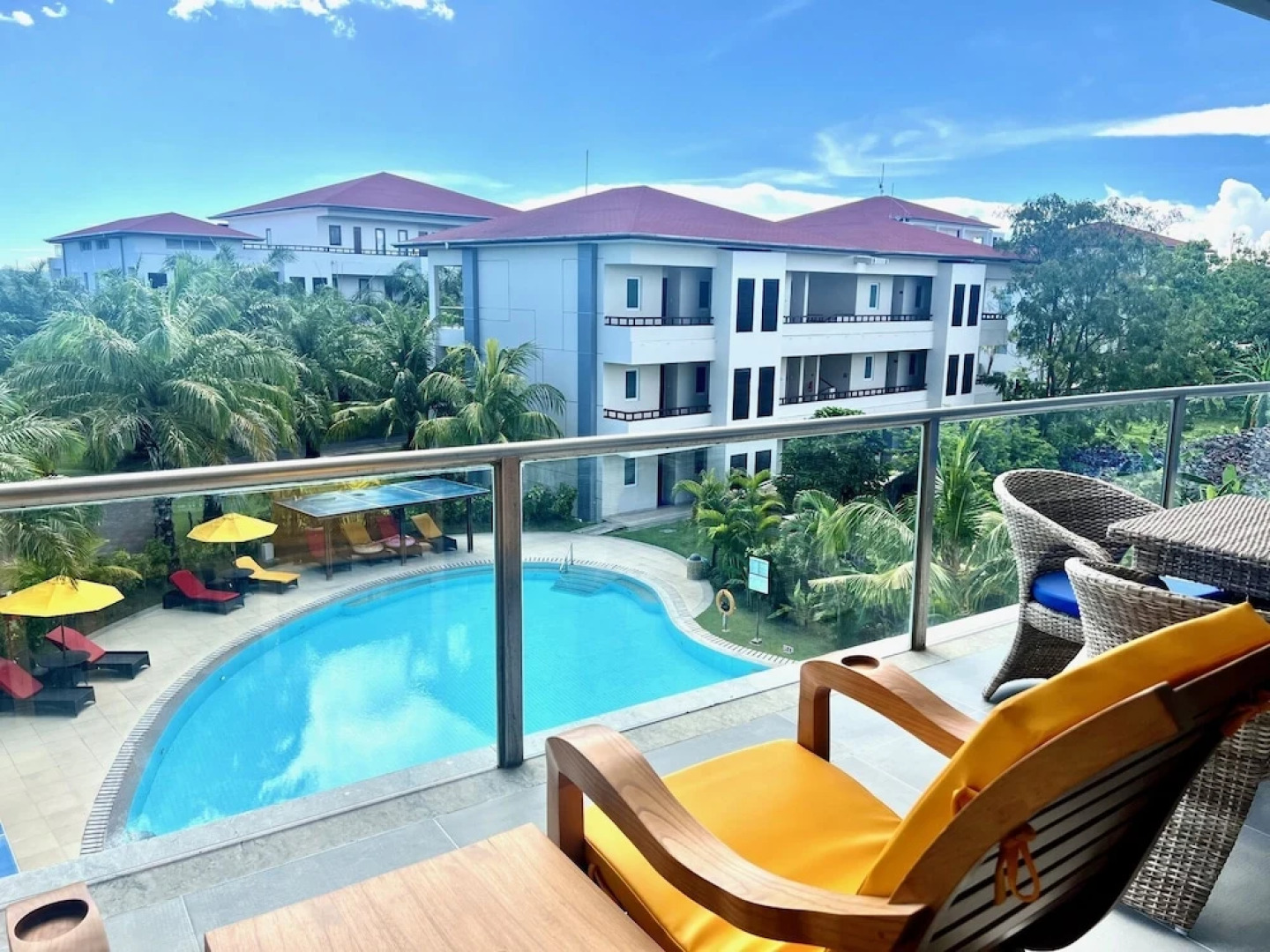 The Bay Sunflower Apartment