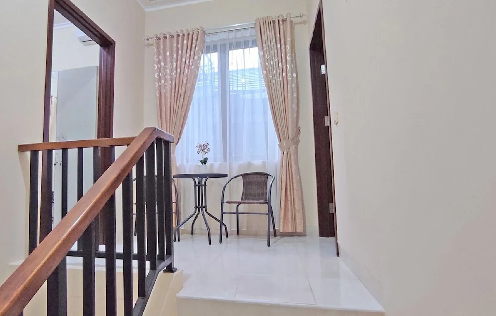 Atmosfer Guest House Sentul by Ruang Nyaman