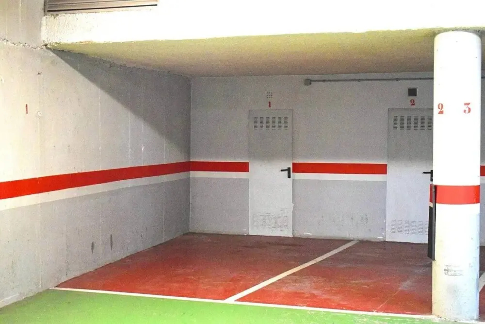 Arás Home. Gran Cocina, Terraza y Garaje