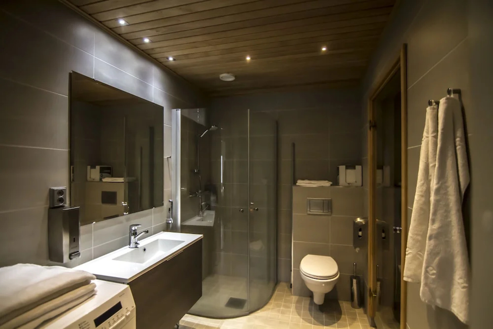 Aateli Lakeside Chalets - former Vuokatti Suites