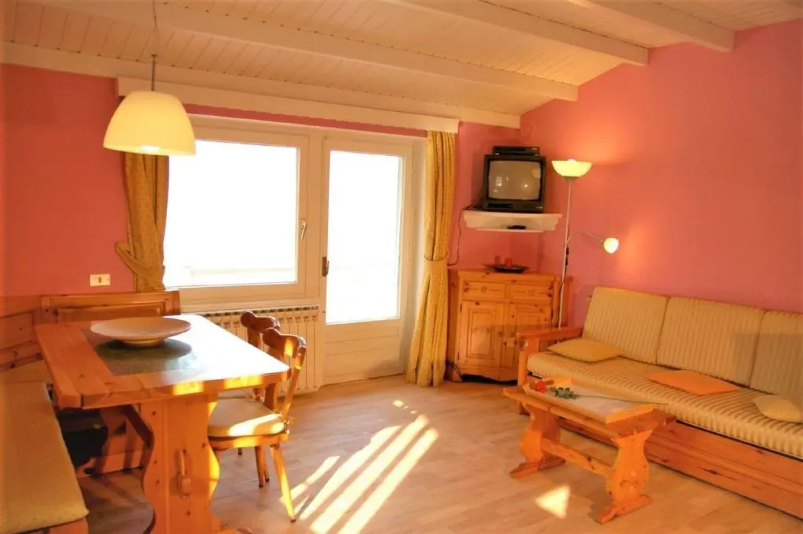 Sole 2 Terrassen Ferienwohnung mit Pool OG