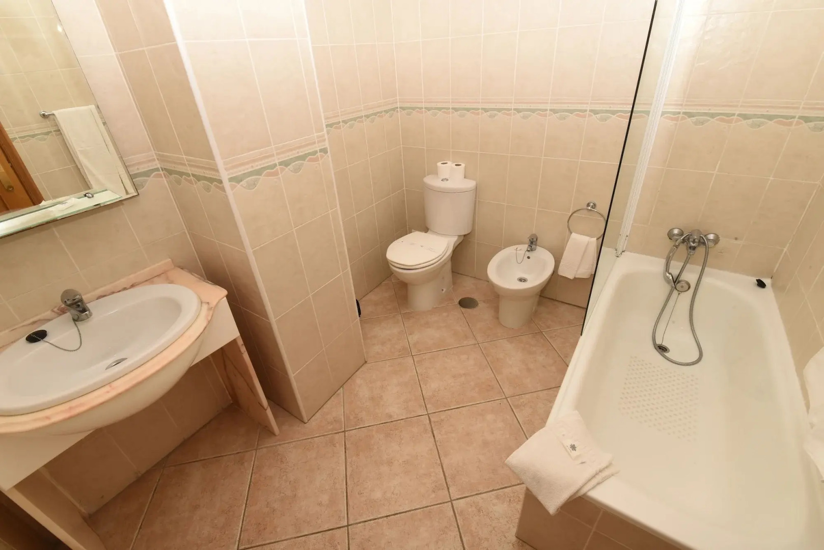 Praia da Lota Resort - Hotel & Apartments