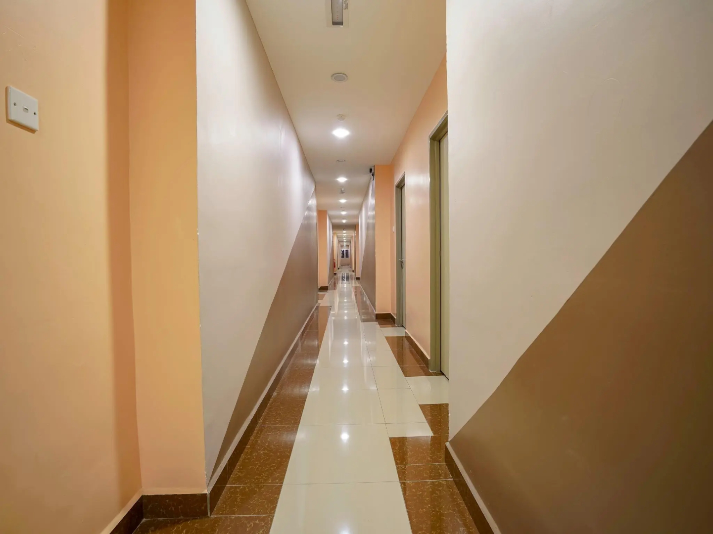 OYO 1043 Get Inn Hotel Sendayan