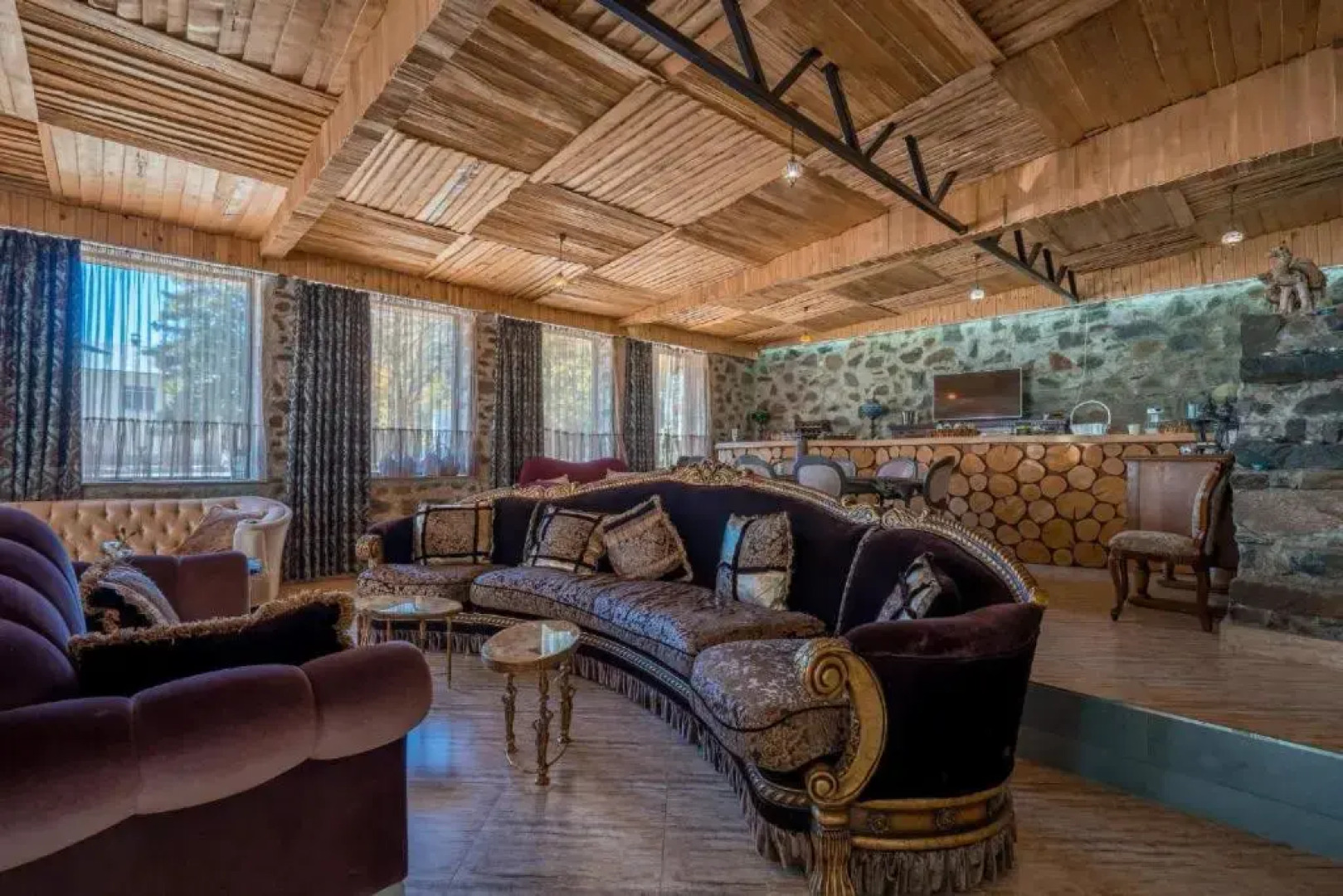 Svaneti, Hotel Ushguli