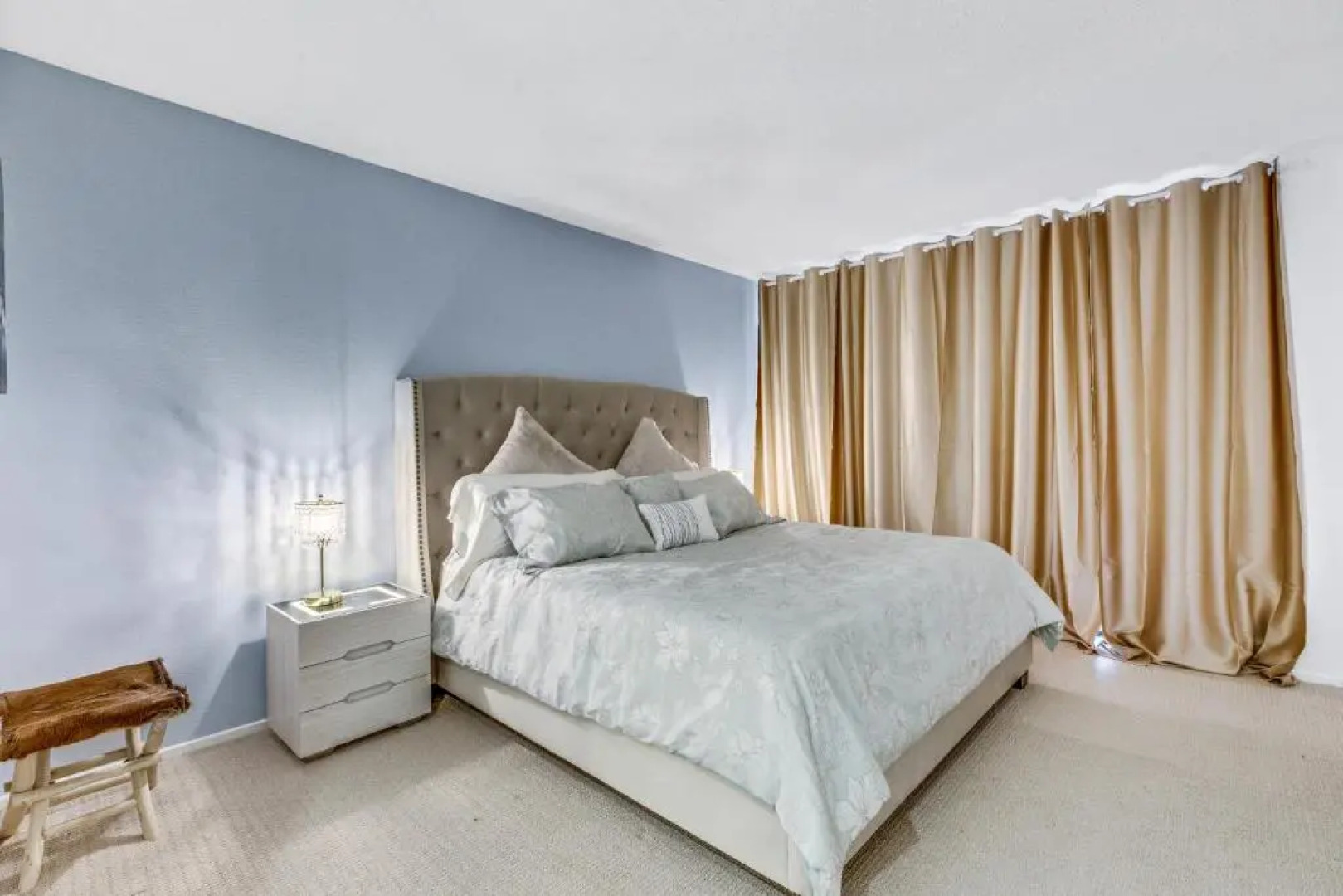 Spacious 2BR Santa Monica Beach Condo