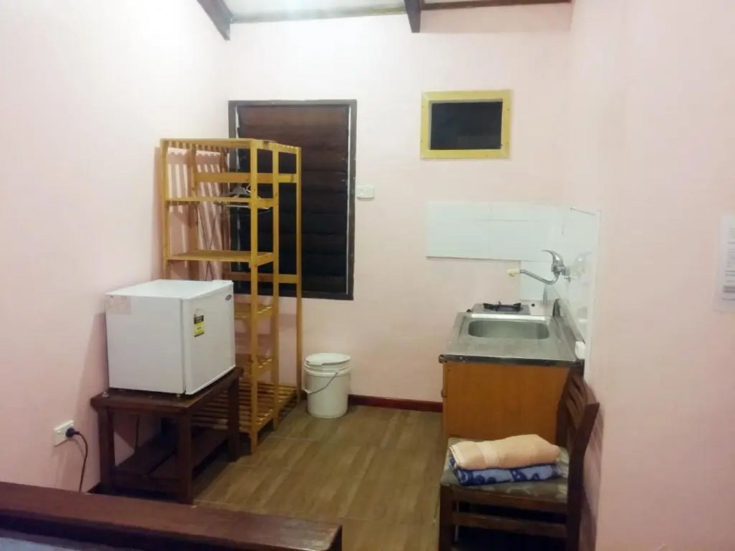 Bluepango Guest House - Hostel