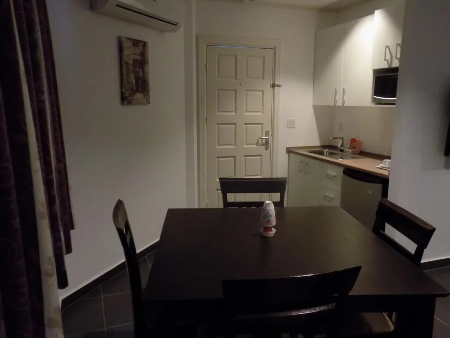 The Mansion Suites