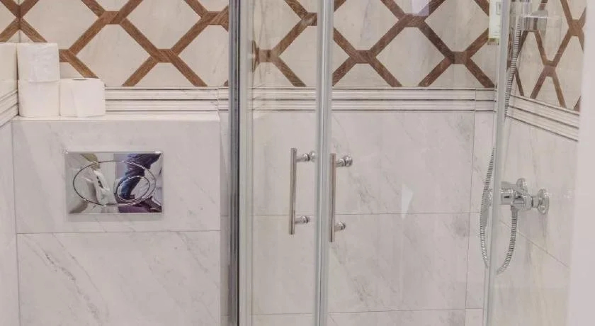 Dom Goscinny Bialy Dworek