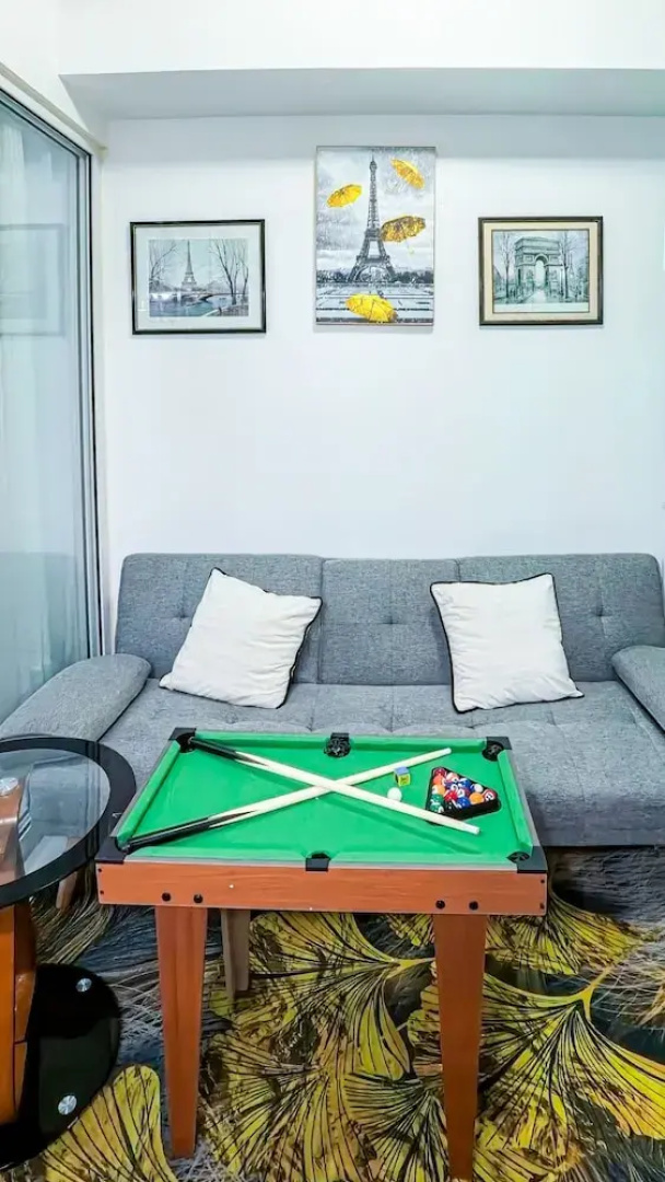 Stunning 1-bed Apartment in Paranaque