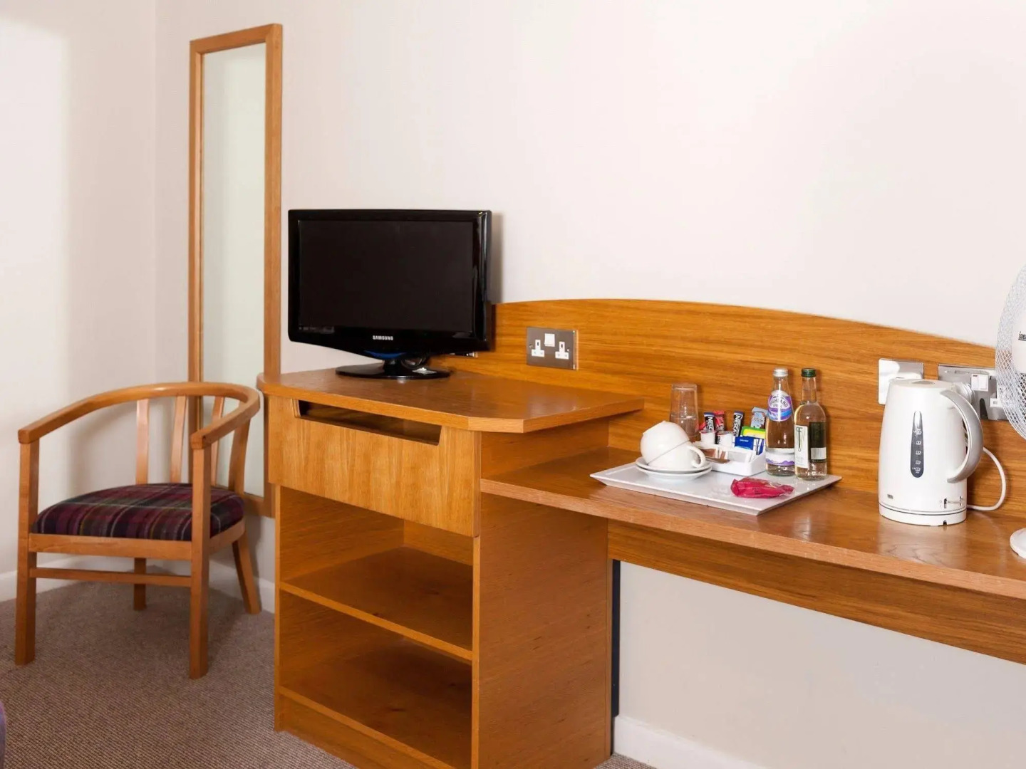 The Avon Causeway Hotel