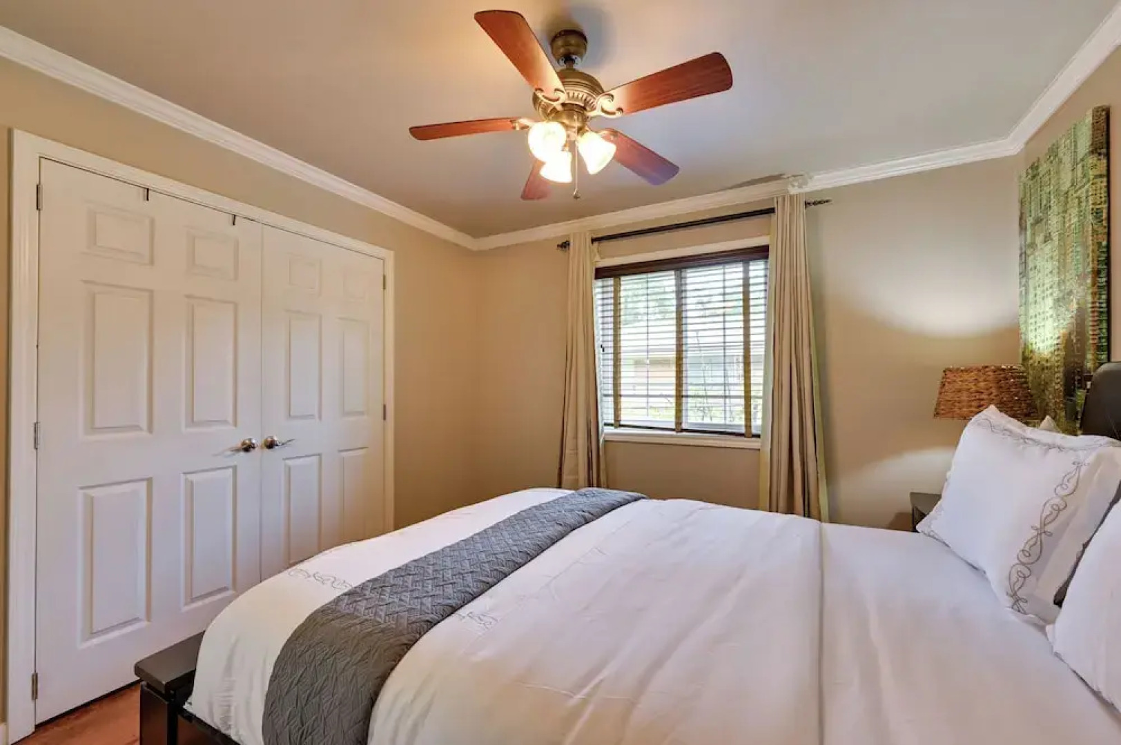 Walk to SFA Campus: Pet-friendly Nacogdoches Condo