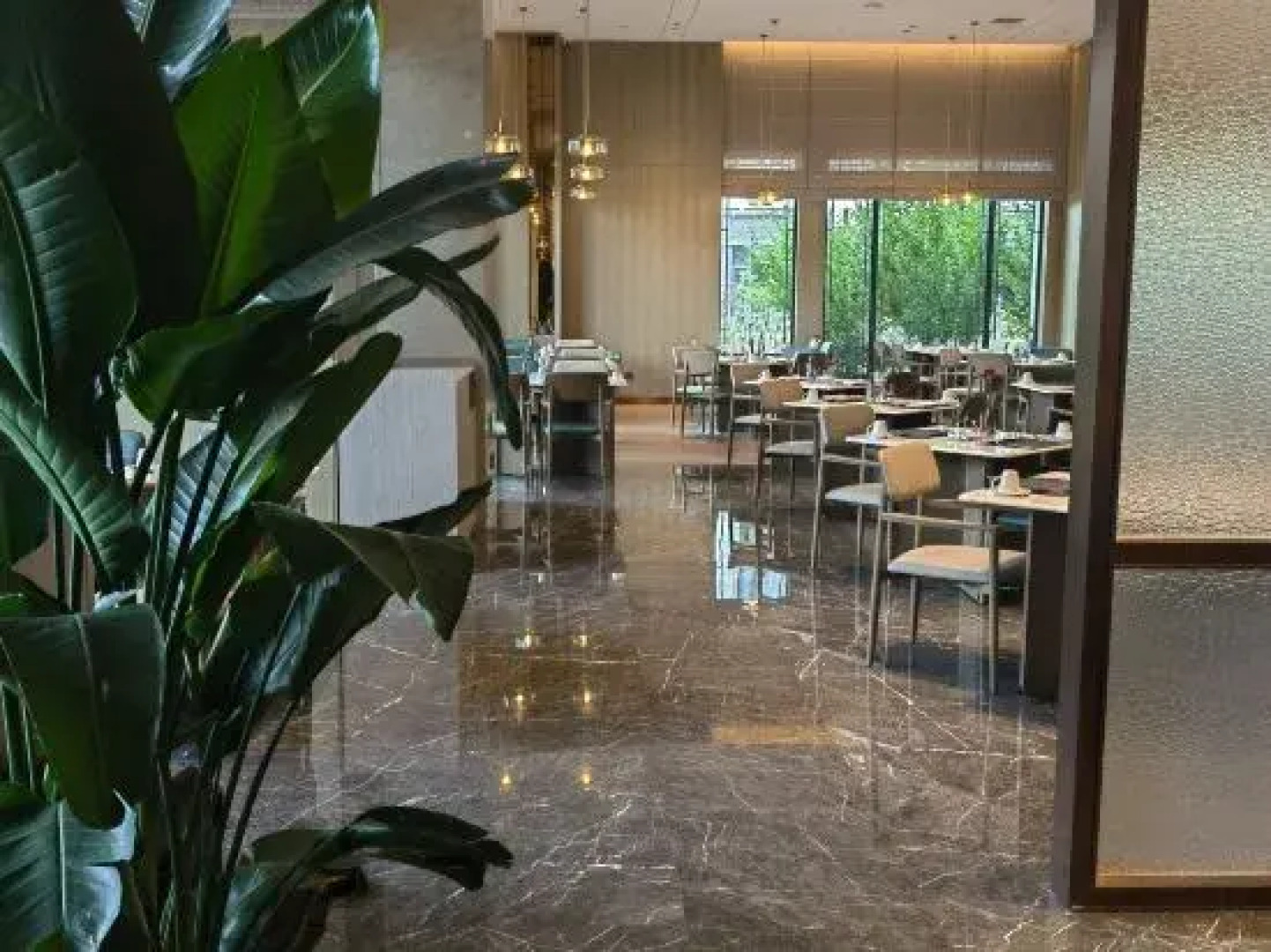 Swistyle Thousand Crane Lake